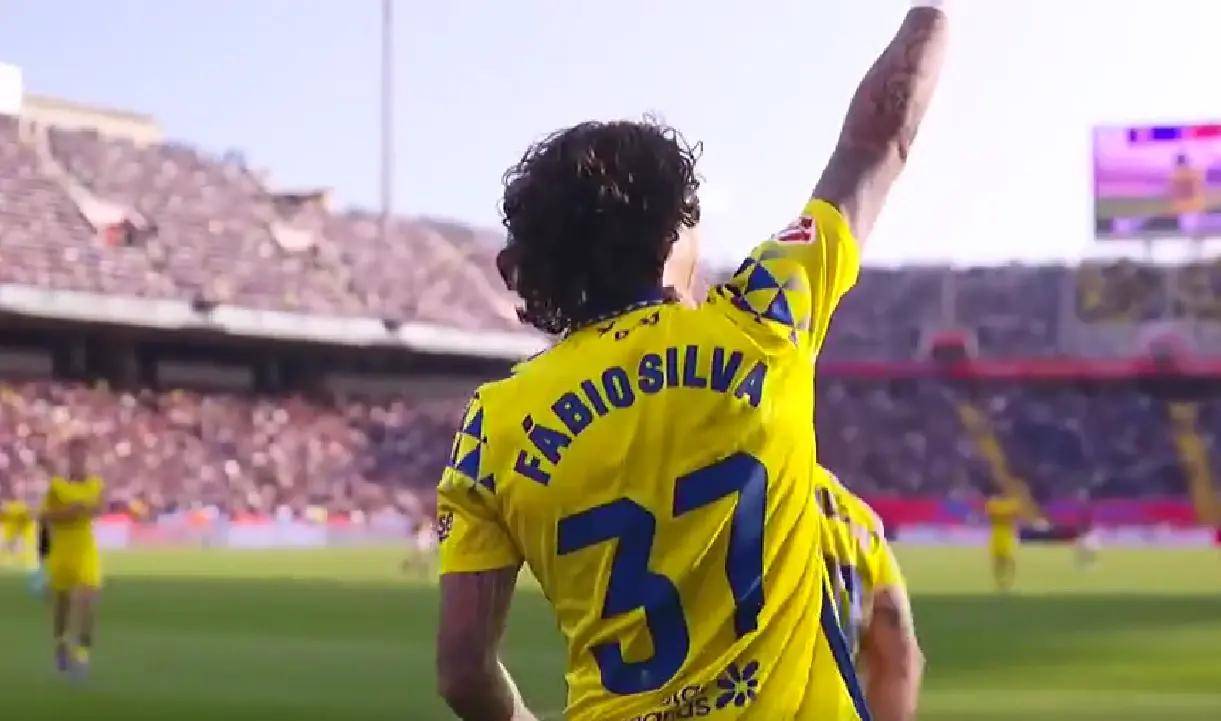 里昂主场憾负尼斯，失去保持联赛不败纪录的简单介绍