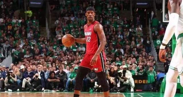 战术调整得当，球队获得意想不到的胜利的简单介绍