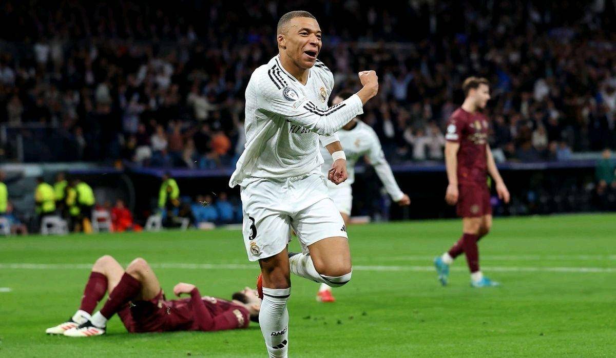 包含利物浦再度上演帽子戏法，姆巴佩后防线成筛子！的词条