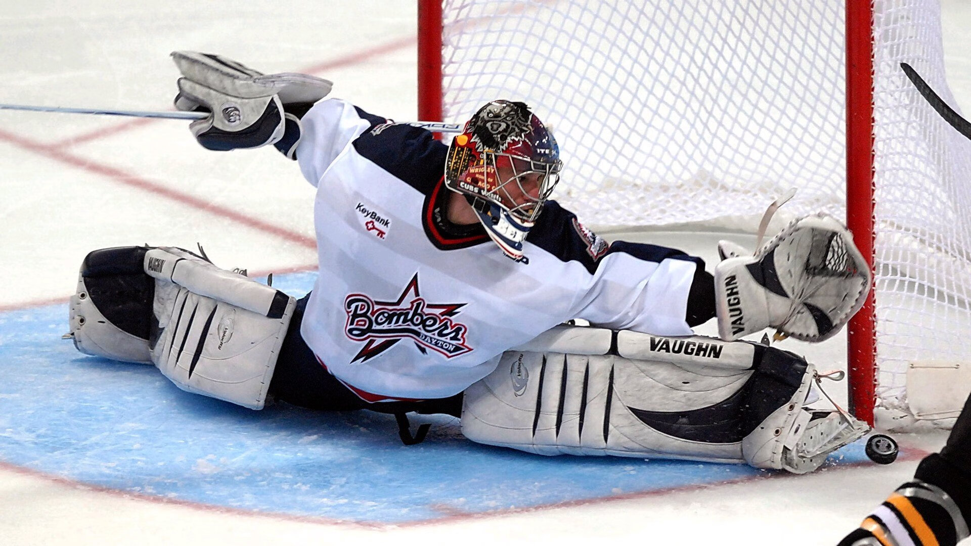 广东男篮主帅放话：巴黎大师赛决赛必胜川崎前锋，莱万冷笑回应